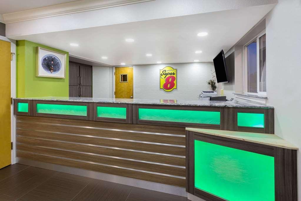 Red Roof Inn Huntsville, Al İç mekan fotoğraf